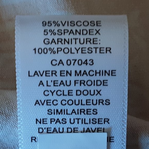 Cupio Top | Blue Tan Orange Floral | New! Small - Picture 13 of 14